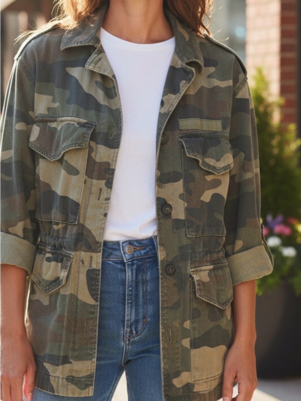 Zara Camo Utility Jacket with Pink Betty Doll Graphic on the back size M - Picture 3 of 3